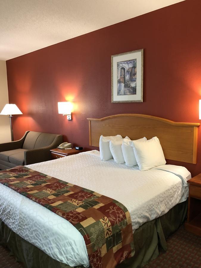 Millennium Inn Ellisville Eksteriør bilde