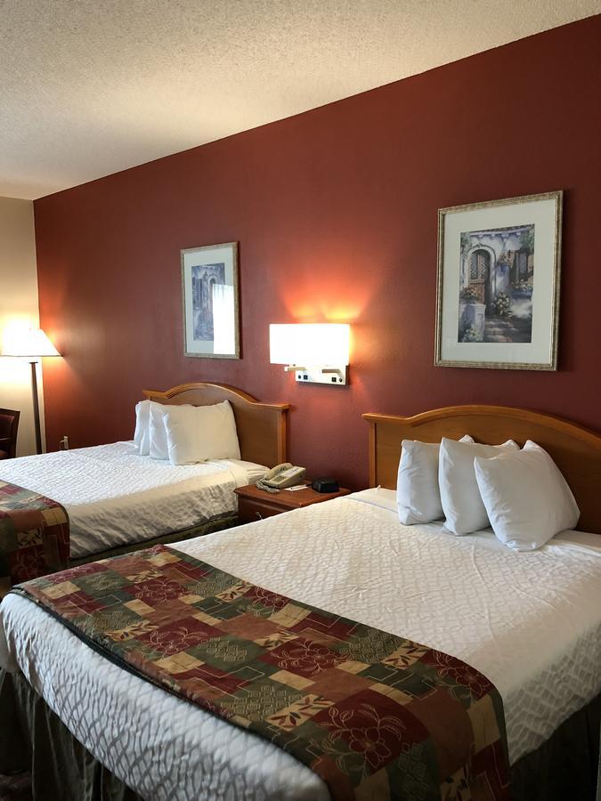 Millennium Inn Ellisville Eksteriør bilde