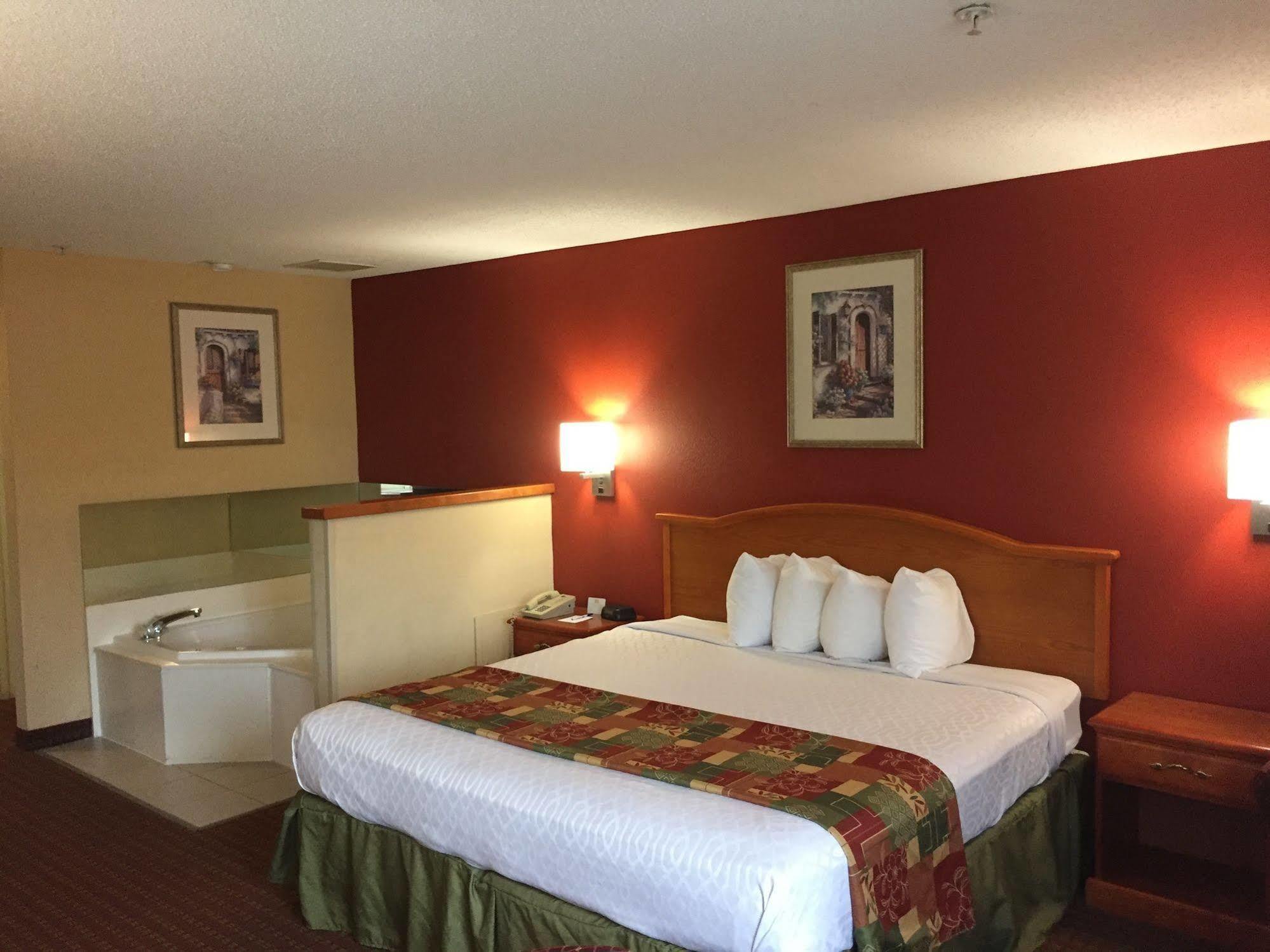 Millennium Inn Ellisville Eksteriør bilde